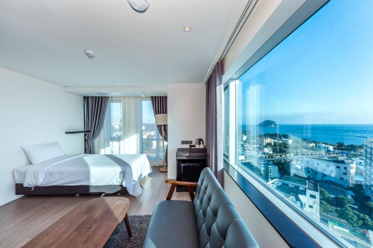 The First70 Hotel Seogwipo Exterior photo