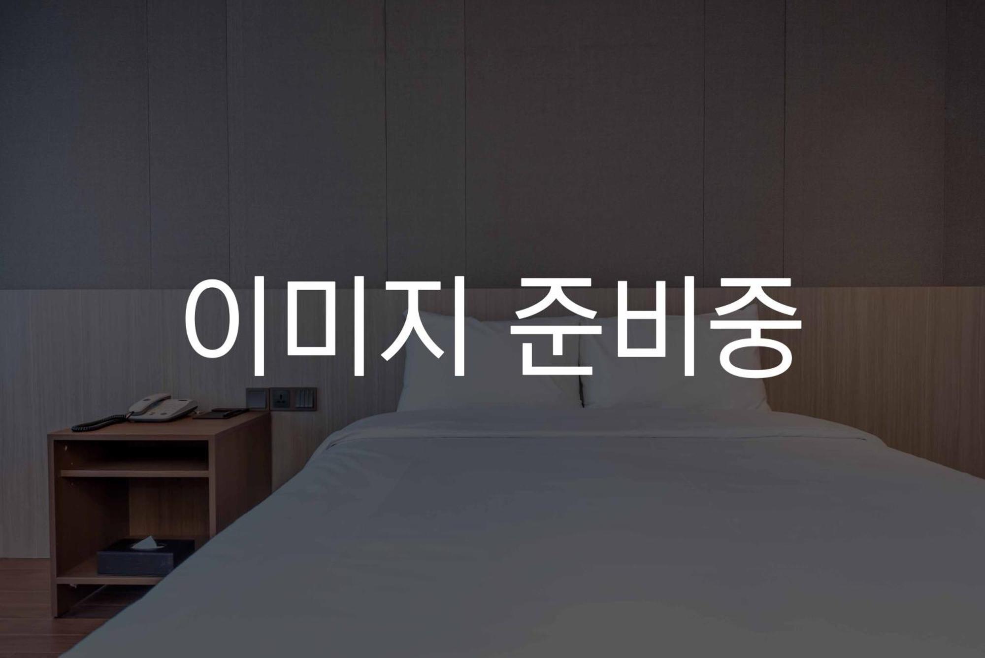 The First70 Hotel Seogwipo Exterior photo