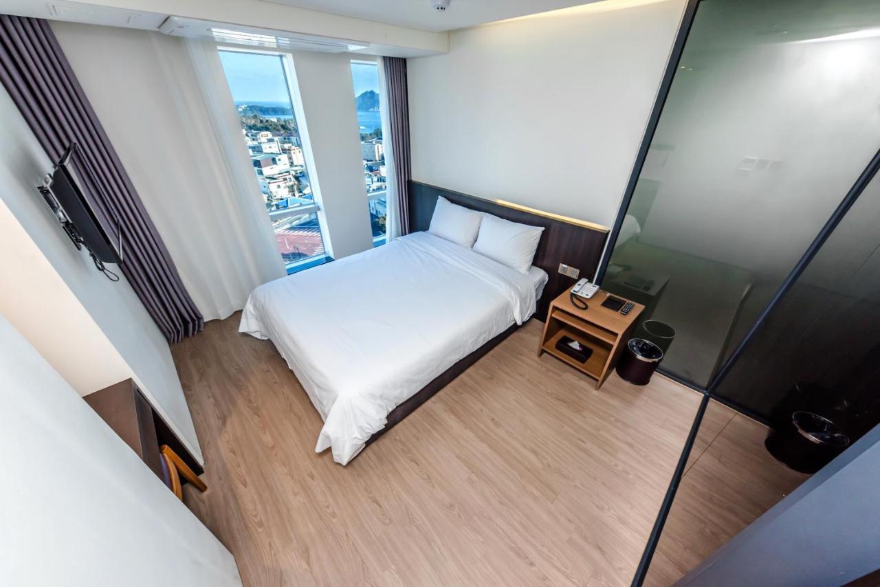 The First70 Hotel Seogwipo Exterior photo